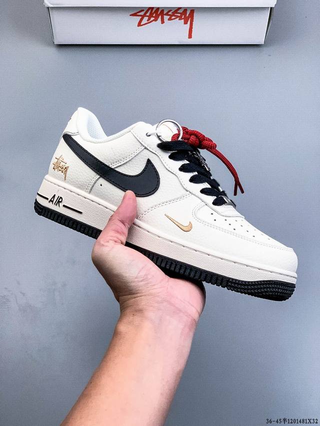 Original last data paper template, featuring a high-quality, durable leather up