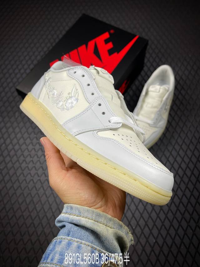 B Air Jordan 1 High Og Floral Embroidery AJ1 Jordan 1 AJ1 Jordan Basketball Shoe