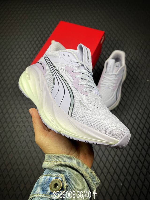 B Puma Magnify Nitro Comfortable and Versatile Classic Low-Top Running Shoes. Th