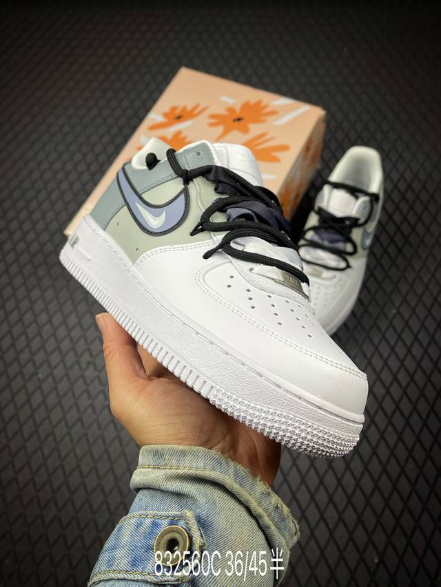 C Factory Grade Nike Air Force 1'07 Original last and cardboard construction, au