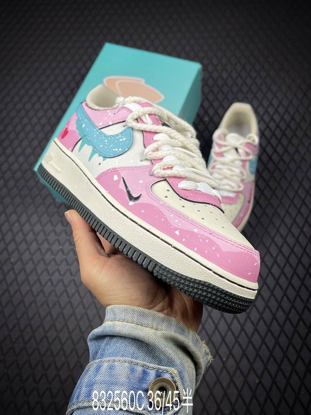 C Factory Grade Nike Air Force 1'07 Original last and cardboard construction, au