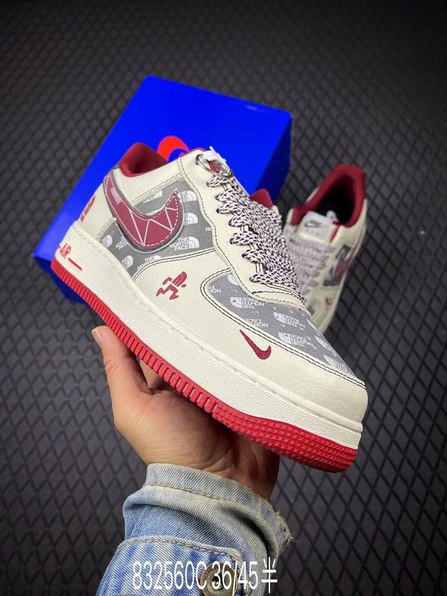 C Factory Grade Nike Air Force 1'07 Original last and cardboard construction, au