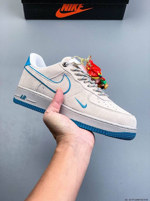 Original last data paper template, made with a hard, high-quality leather upper