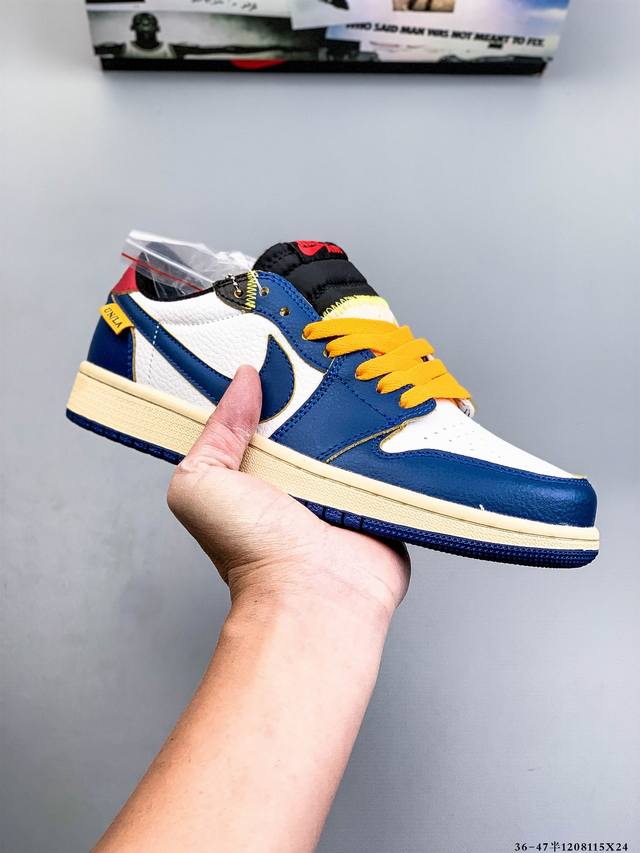 Nike Air Jordan 1 Low AJ1, a trendy and casual sneaker. AJ1 low-top with perfec