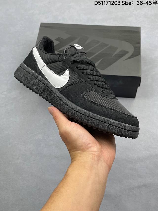 Nike Field General 82 Sp Low-Top Retro Basketball Shoes. This sneaker, designed