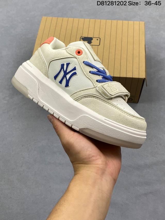 Company Grade Mlb New York Yankees Chunky Liner Embo Monogram Stylish Comfortab