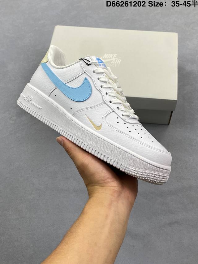 Nike Air Force 1 '07 Made with original last and cardboard, this is a genuine l