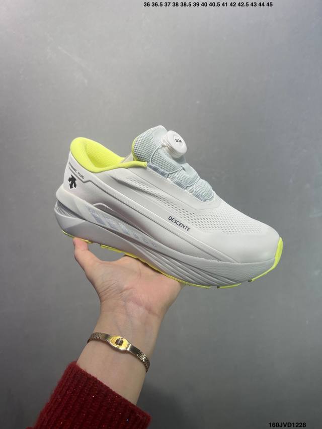 Company Grade Descente Edge Court Retro Lightweight Durable Low-Top Casual Shoe