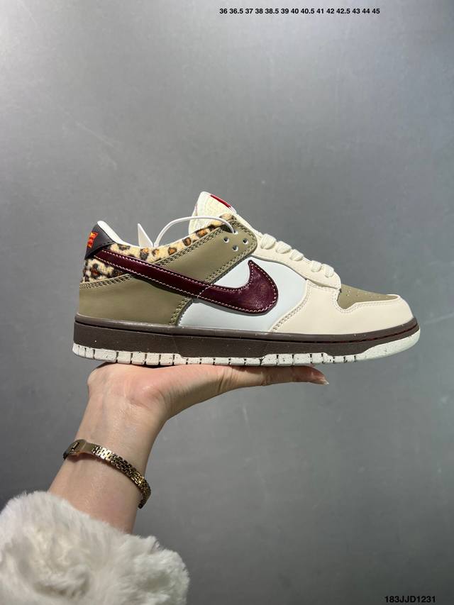 Nike Dunk Low Retro Low-Top Casual Sports Skateboard Shoes. Features soft and c