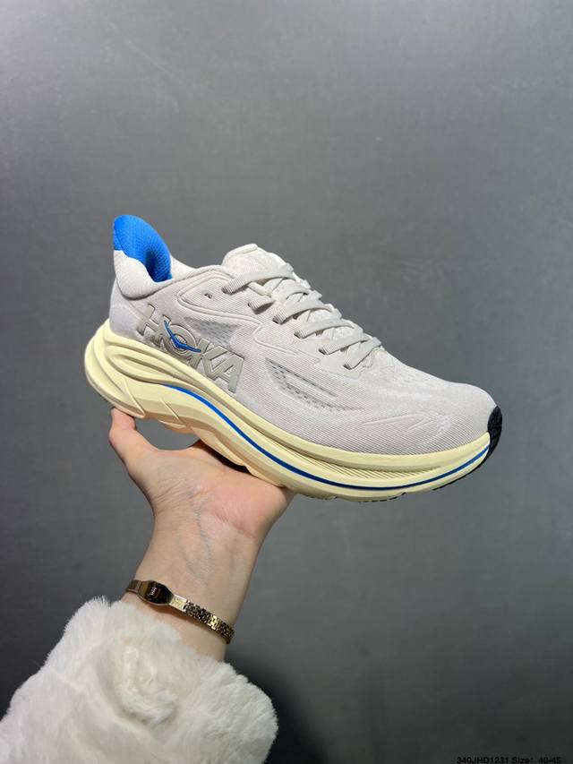 Hoka M Clifton 10 New Colorway . This brand comes from the Maori language of Ne