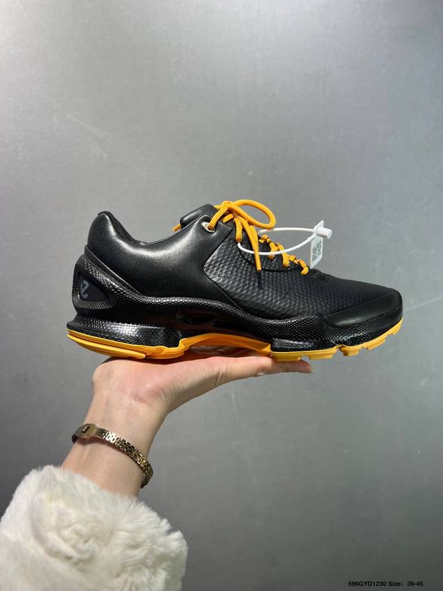 Company-grade Ecco Men's Sports Shoes, Two-tone Breathable and Comfortable Runn