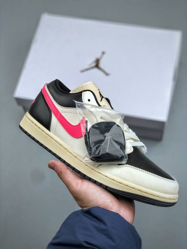 E Air Jordan 1 Low AJ1, Off-White, Black & Red Low-Top Casual Sneakers, Dc0774-1