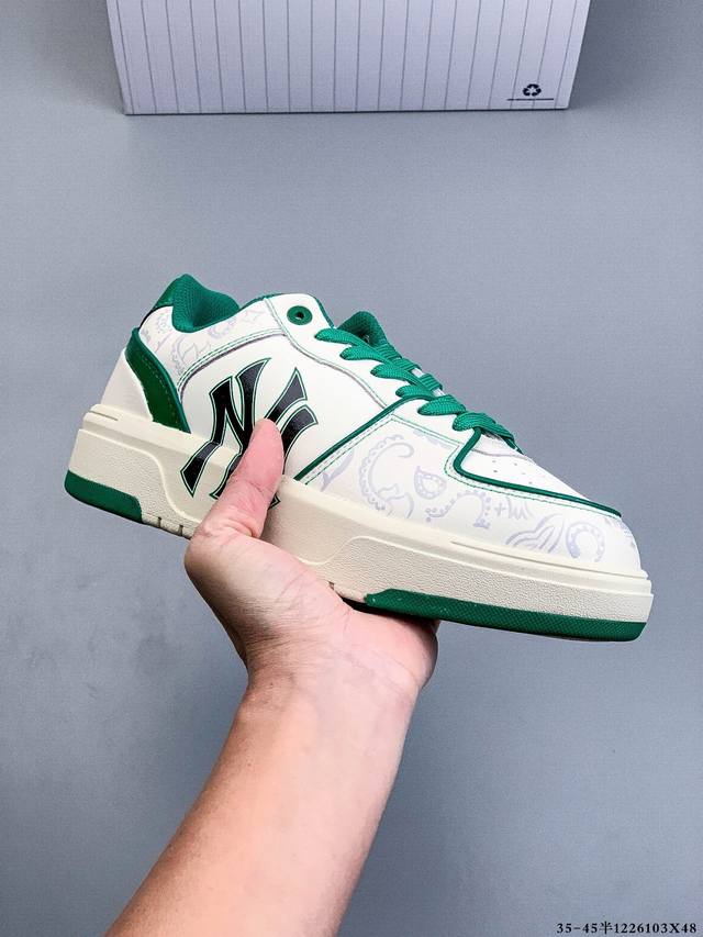 Company-grade Custom Sneakers] Mlb New York Yankees Trendy Street Graffiti Spray