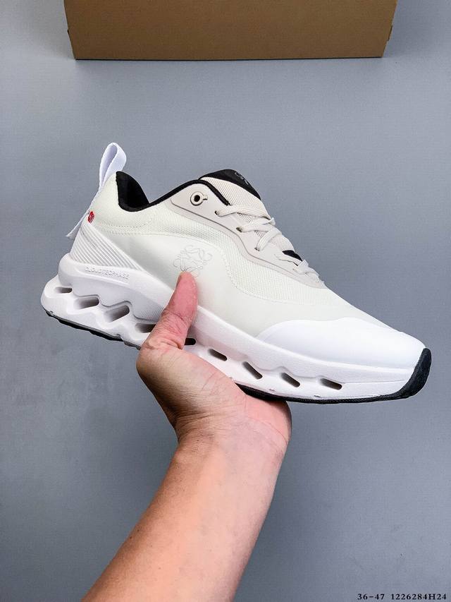 Loewe X On Cloud Tilt Lightweight Sports and Casual Shoes! Yang Mi's style, very