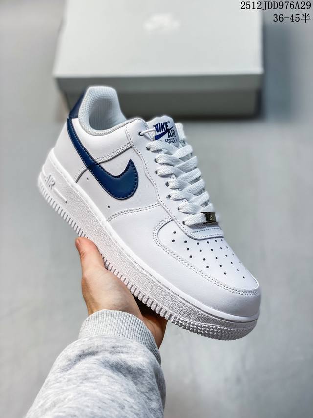Authentic Nike Air Force 1 '07 Low-top Platform Sneakers with Height Increase, V