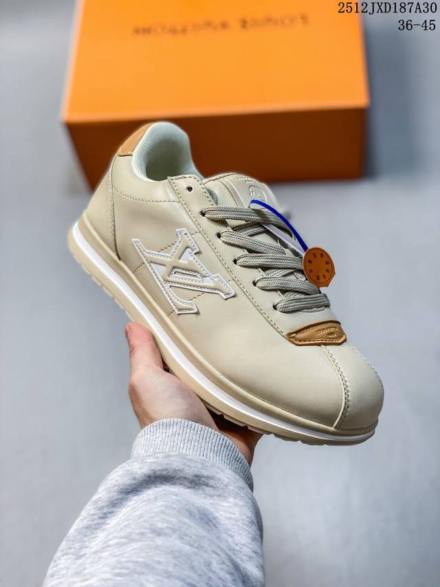 Louis Vuitton upgraded thick drawer gift shoe box, made with grained environmen