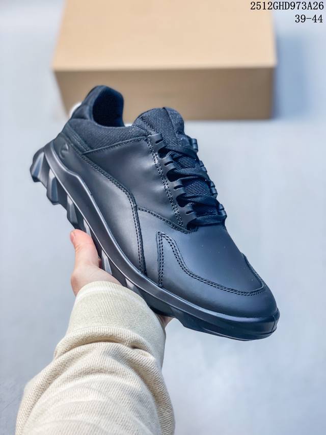 Company-grade Ecco jogging shoes, lightweight, comfortable, shock-absorbing, we