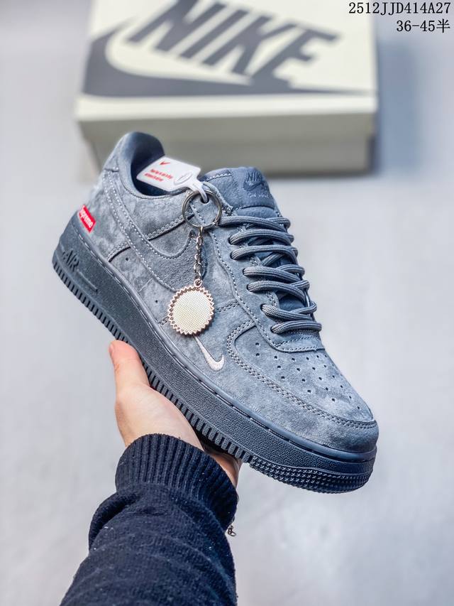 Nike Air Force 1 '07 Low, low-top white sneakers with cushioning, versatile, pl