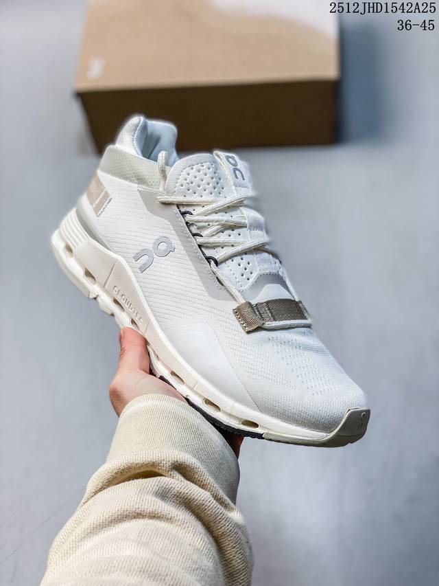 Company Grade On Cloudnova 2 Shock Absorbing, Slip-Resistant, Wear-Resistant Lo