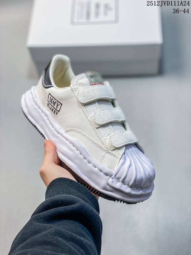 Company-grade Shawn Yue's favorite retro melting style Japanese concept fashion