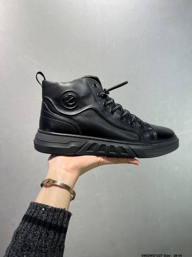 Company-grade Ecco Comfortable Mid-High Top Water-Repellent Martin Boots, Autum