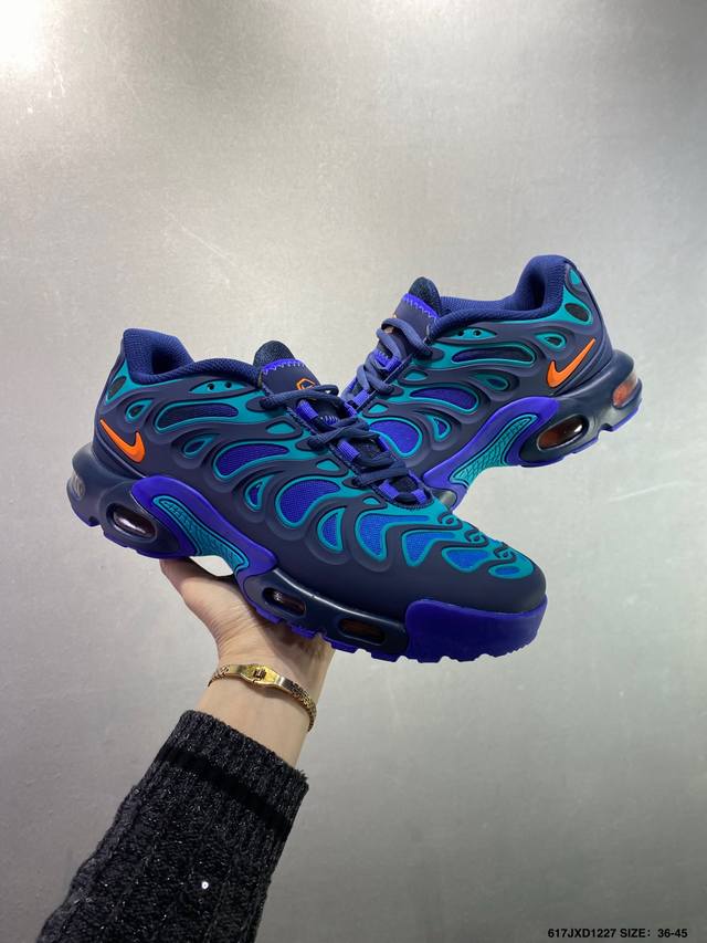 Nike Air Max Plus Retro Running Shoes, Casual Sports Shoes. This shoe features