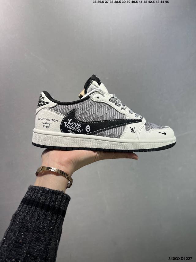 Company-grade AJ1 Travis Scott X Air Jordan 1 "Reverse Mocha" AJ1 Ts Lightning C