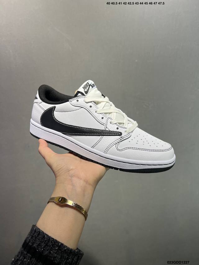 Company-grade AJ1 Travis Scott X Air Jordan 1 "Reverse Mocha" AJ1 Ts Lightning