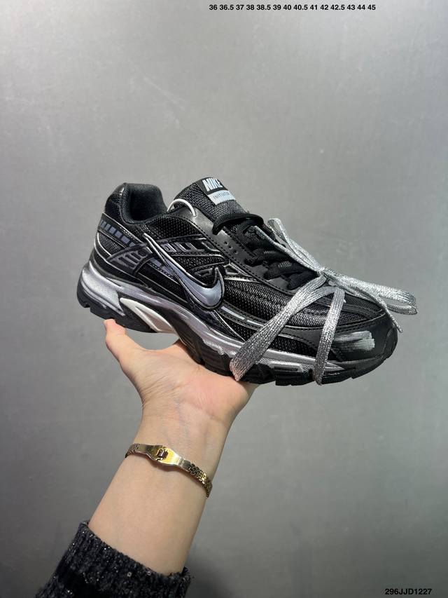 Nike Initiator Mesh Running Shoes (Retro Item) Designed for comfortable running