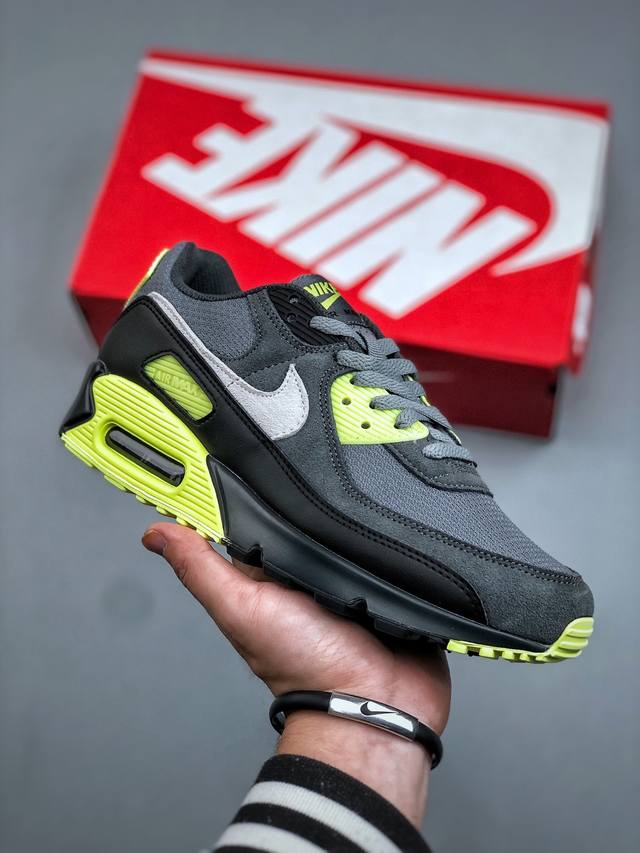 Nike Air Max 90 Mini Cushion Sneakers blend classic design lines with rich mate