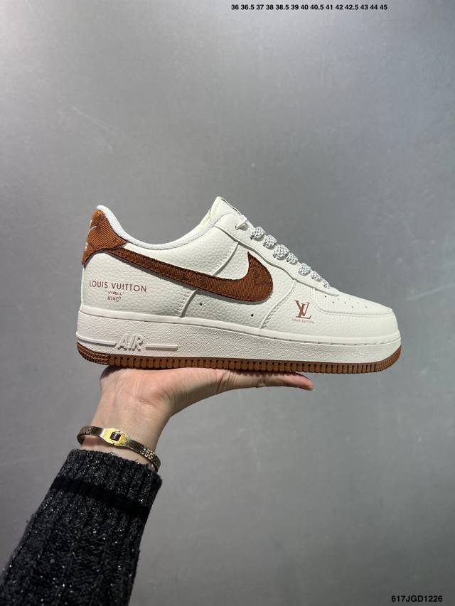 Nike Air Force 1 '07 Lv8 Made with original last and cardboard, this is a genui
