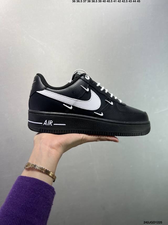 Nike Air Force 1 Low Collaboration with the Little Silver Swoosh - Low-top athl