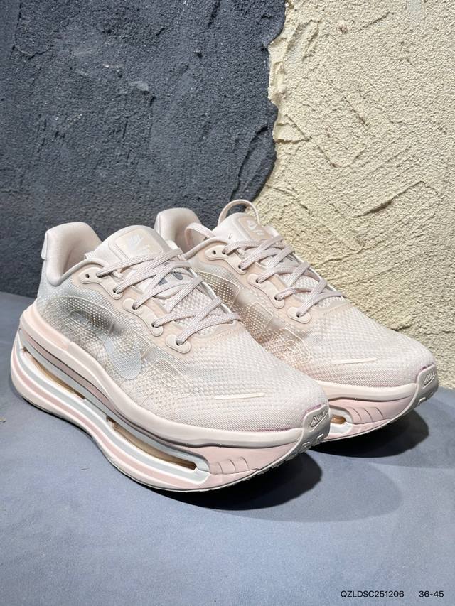 New Arrival Real Shots Nike Vomero Plus Lightweight Running Shoes Top-Grade Fact