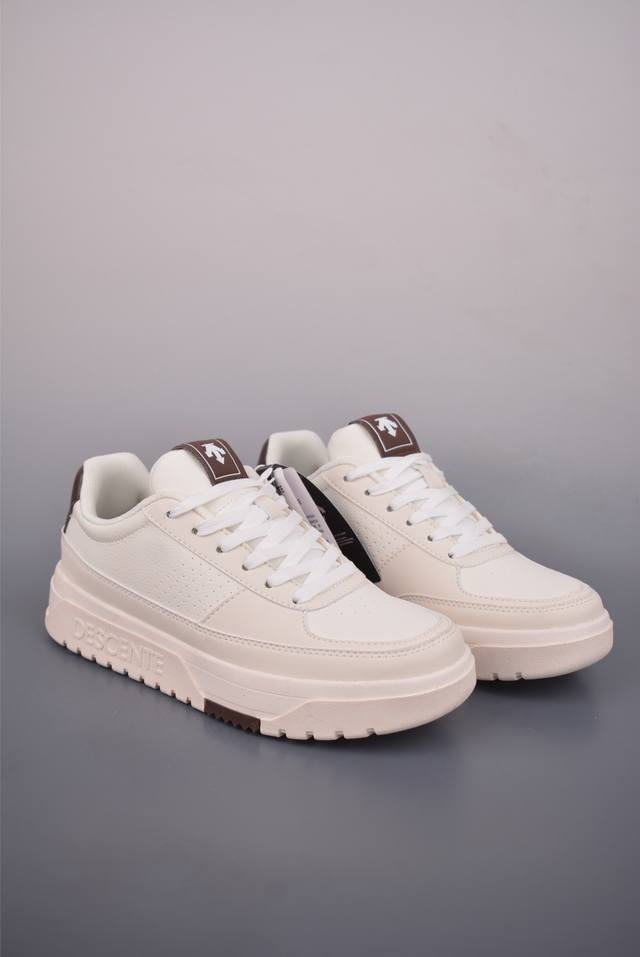 Descente De Boar Retro Patchwork Fashionable Casual Sneakers Leather upper for