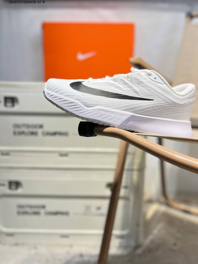 Nike Vapor Pro 3 Premium Simple, Stylish, Versatile, Classic Shock-Absorbing Low