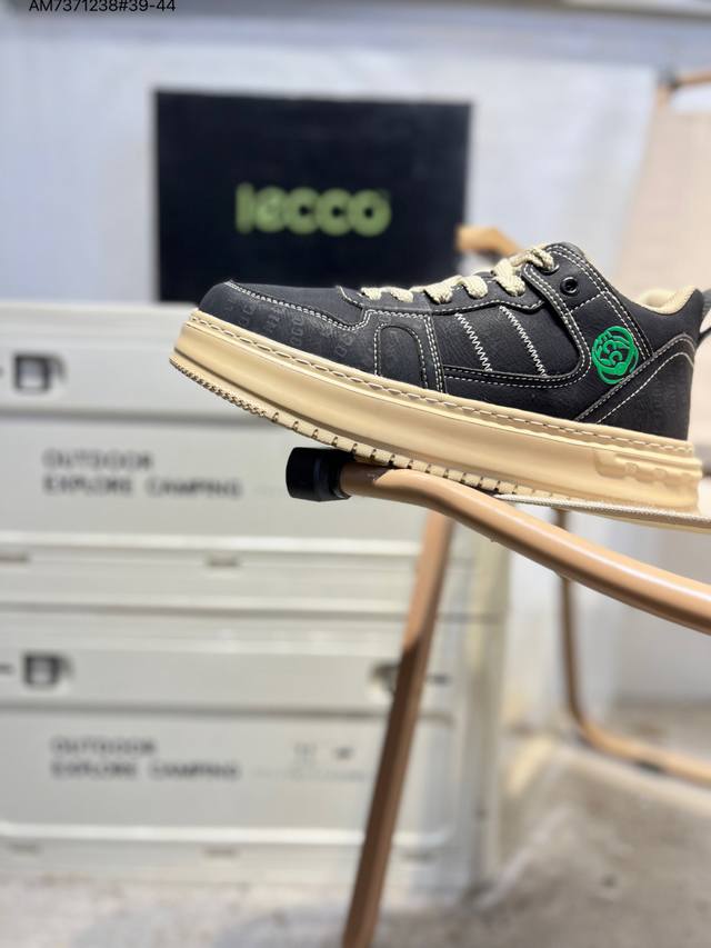 Ecco Men's Shoes: Lightweight, breathable, comfortable, durable, skin-friendly,