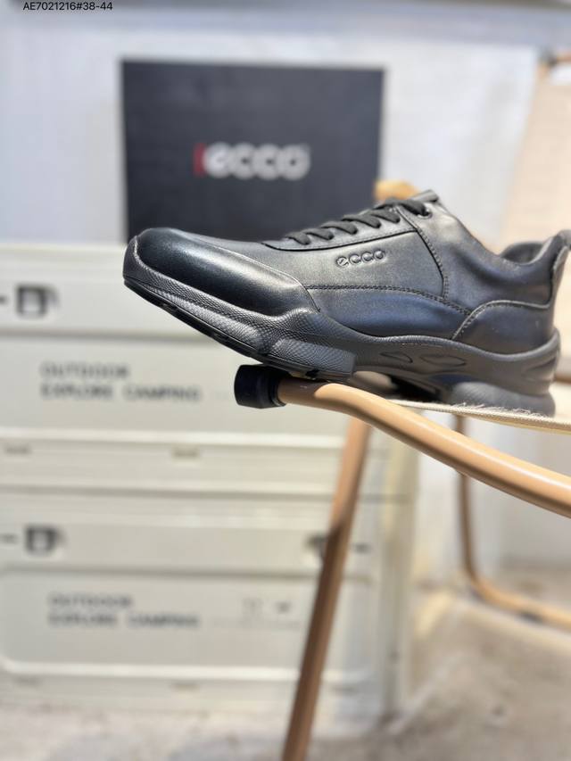 Ecco Men's Shoes: Lightweight, breathable, comfortable, durable, skin-friendly,