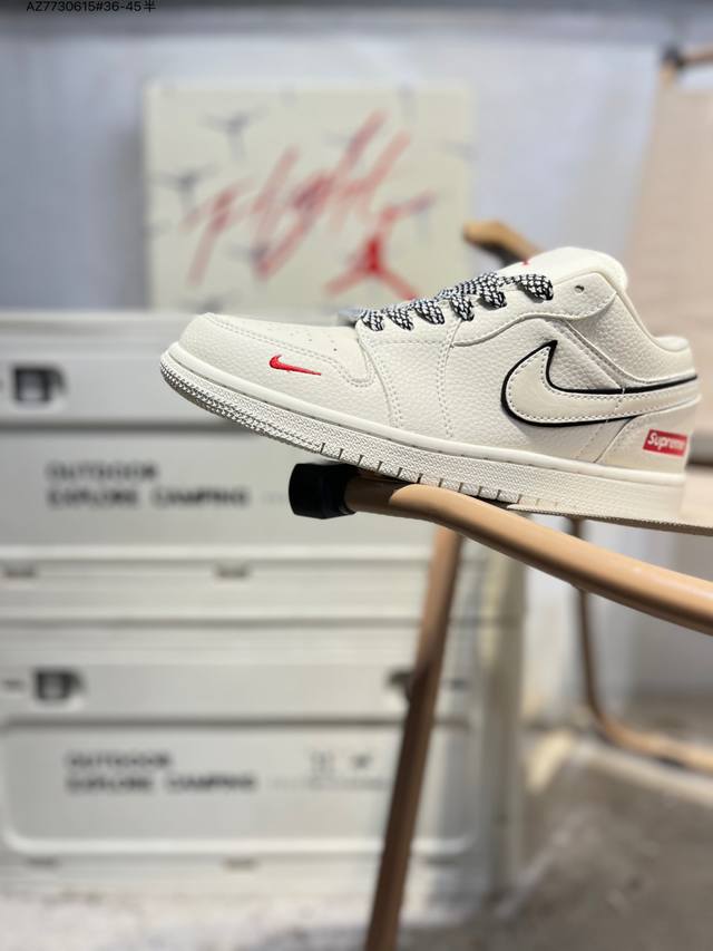 Factory Grade Top Layer Leather Supreme X Jordan Air Jordan 1 Low AJ1 Basketbal