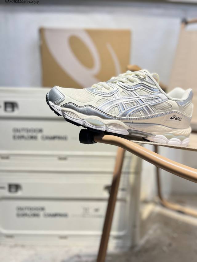 Asics Gel-Nyc classic running shoes. With the current trend of functional and ou