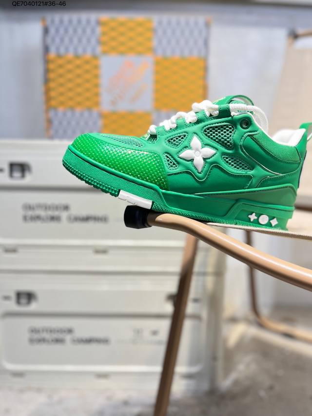 Louis Vuitton Lv Trainer sneakers, new colorway, basketball style sneakers. Des