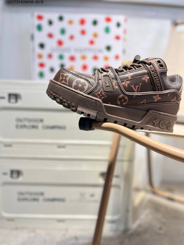 Louis Vuitton Trainer Maxi "Little Fat" Series Bread Shoes, 23 Fashion Runway S