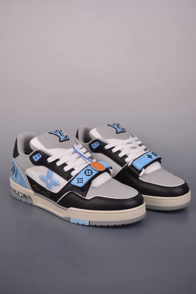 Louis Vuitton Trainer Velcro Shoes. Made in Dongguan with a perfect last, this