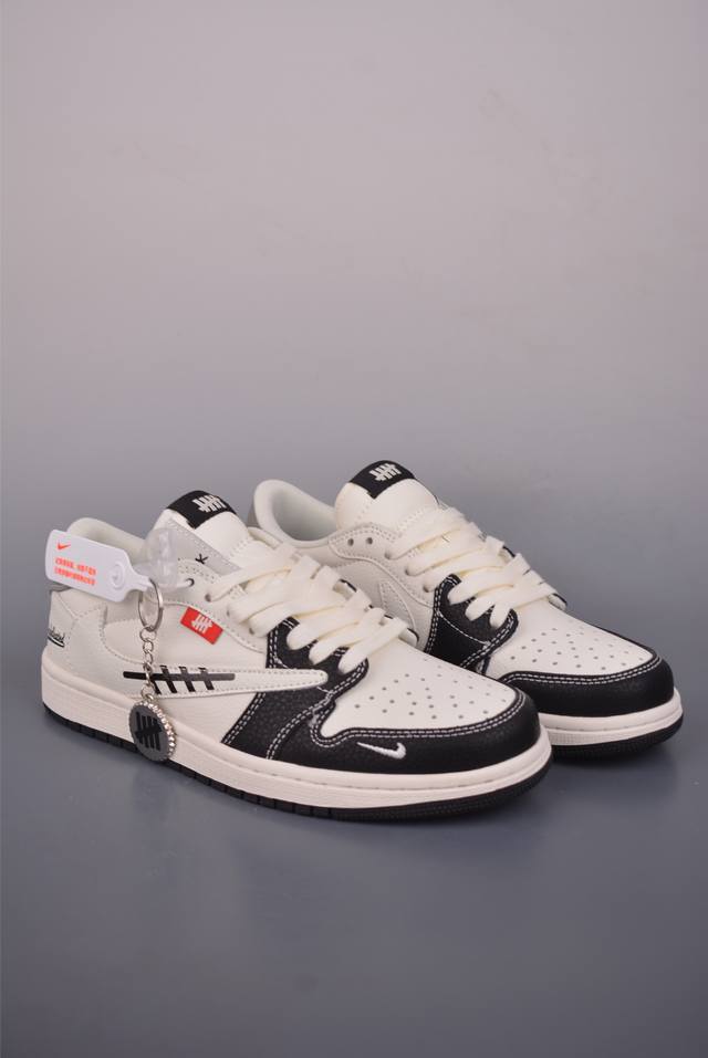 Fragment X Travis Scott X Un Air Jordan 1 Low Three-Way Collaboration (Reverse S