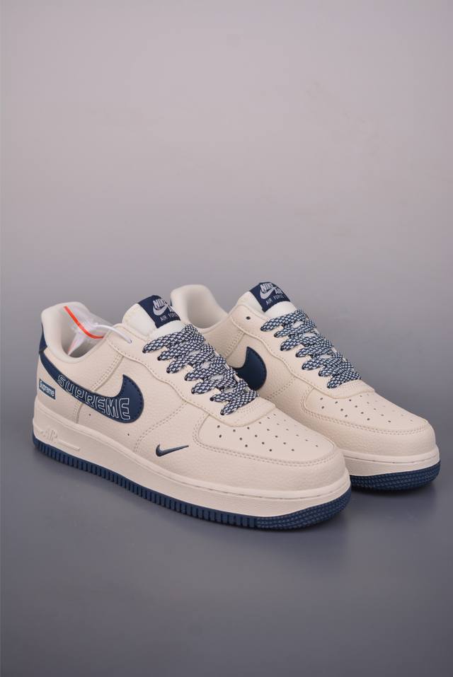 Nike Air Force 1 Low Supreme Collaboration. Made with original last and cardboa