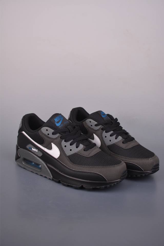 Nike Air Max 90 Futura, original box and tags, classic mesh upper, pure original