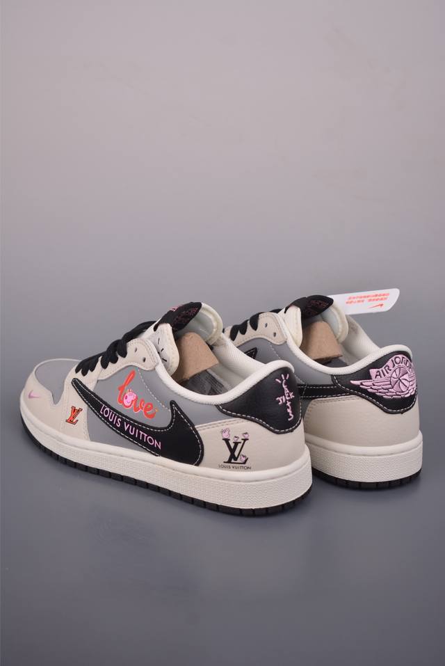 Fragment X Travis Scott X Lv Air Jordan 1 Low Three-Way Collaboration (Reverse S