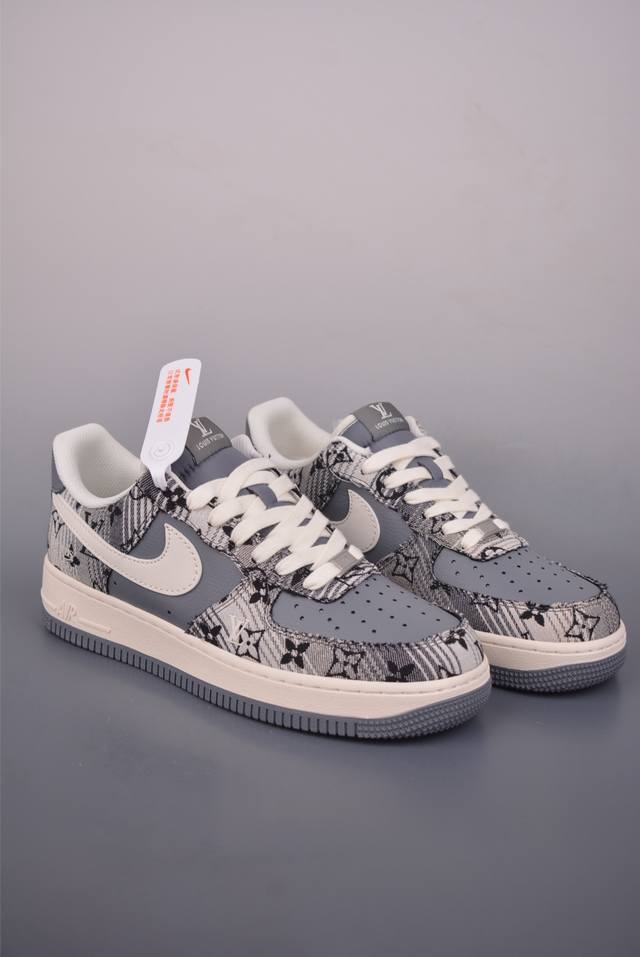 Nike Air Force 1 Low Lv Collaboration. Made with original last and cardboard fo