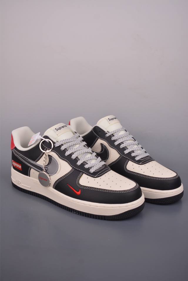 Nike Air Force 1 Low Supreme Collaboration. Made with original last and cardboa