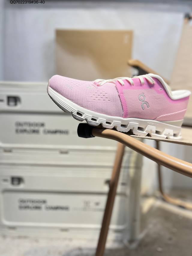 On Cloudtilt Moon Lightweight Sports and Casual Shoes Very comfortable on the fe