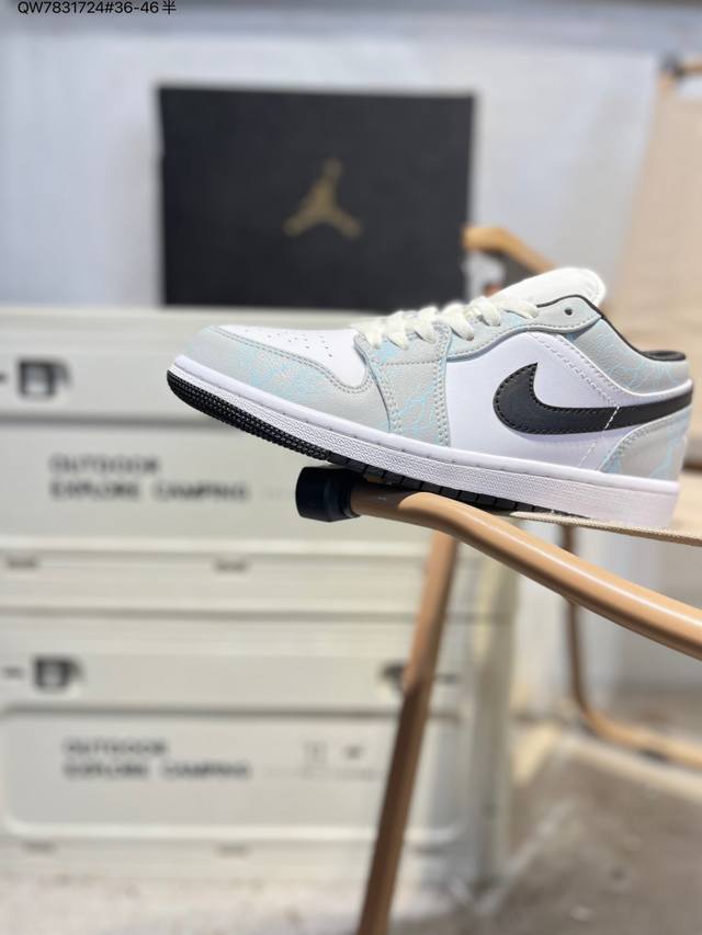 Factory Grade Top Layer Leather Jordan Air Jordan 1 Low AJ1 Basketball Shoes Of